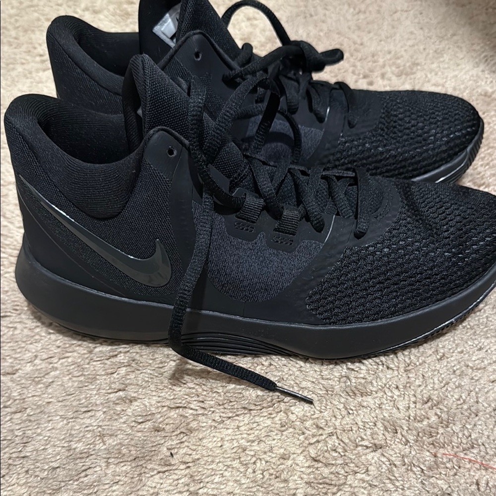 Nike Triple Black Running Shoes